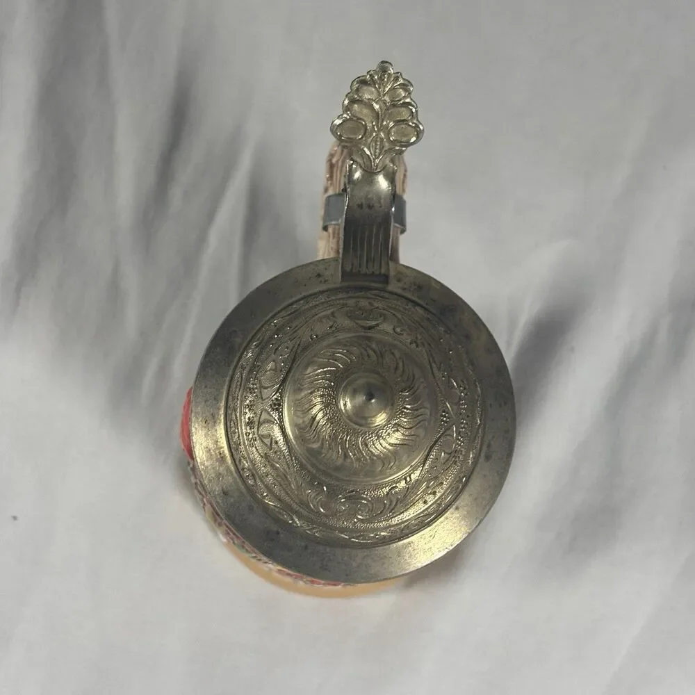 W. Gehmann German Beer Stein Pewter Lid Castle Scene Gute Zeitvertreiber